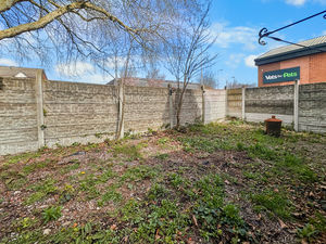 Photo 11- click for photo gallery